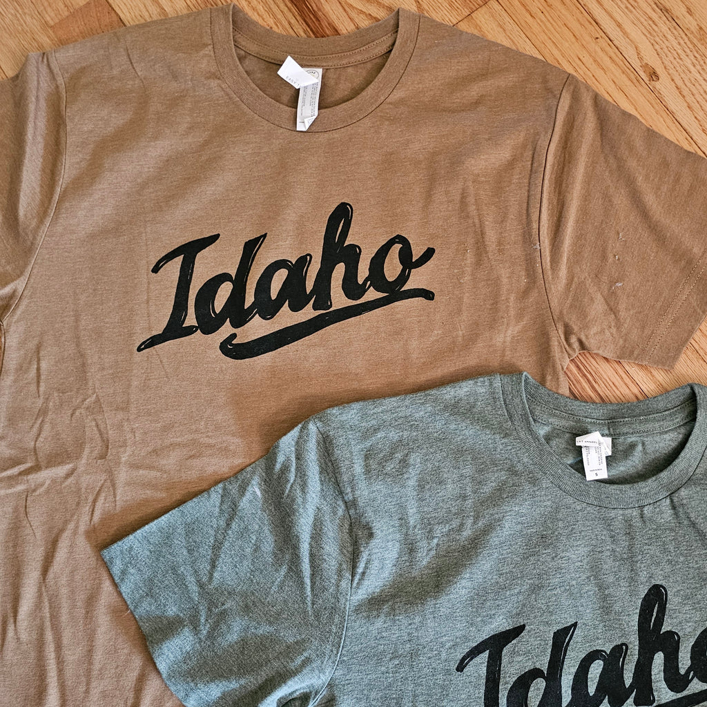 Retro Idaho Coyote Brown T-shirt,- eco-friendly water based inks